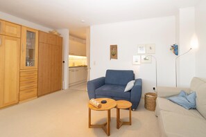 Fernseher, Stereoanlage