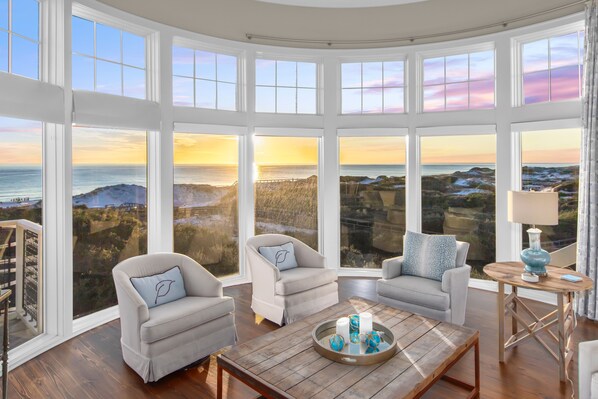 콘도, 침실 3개 | 내부