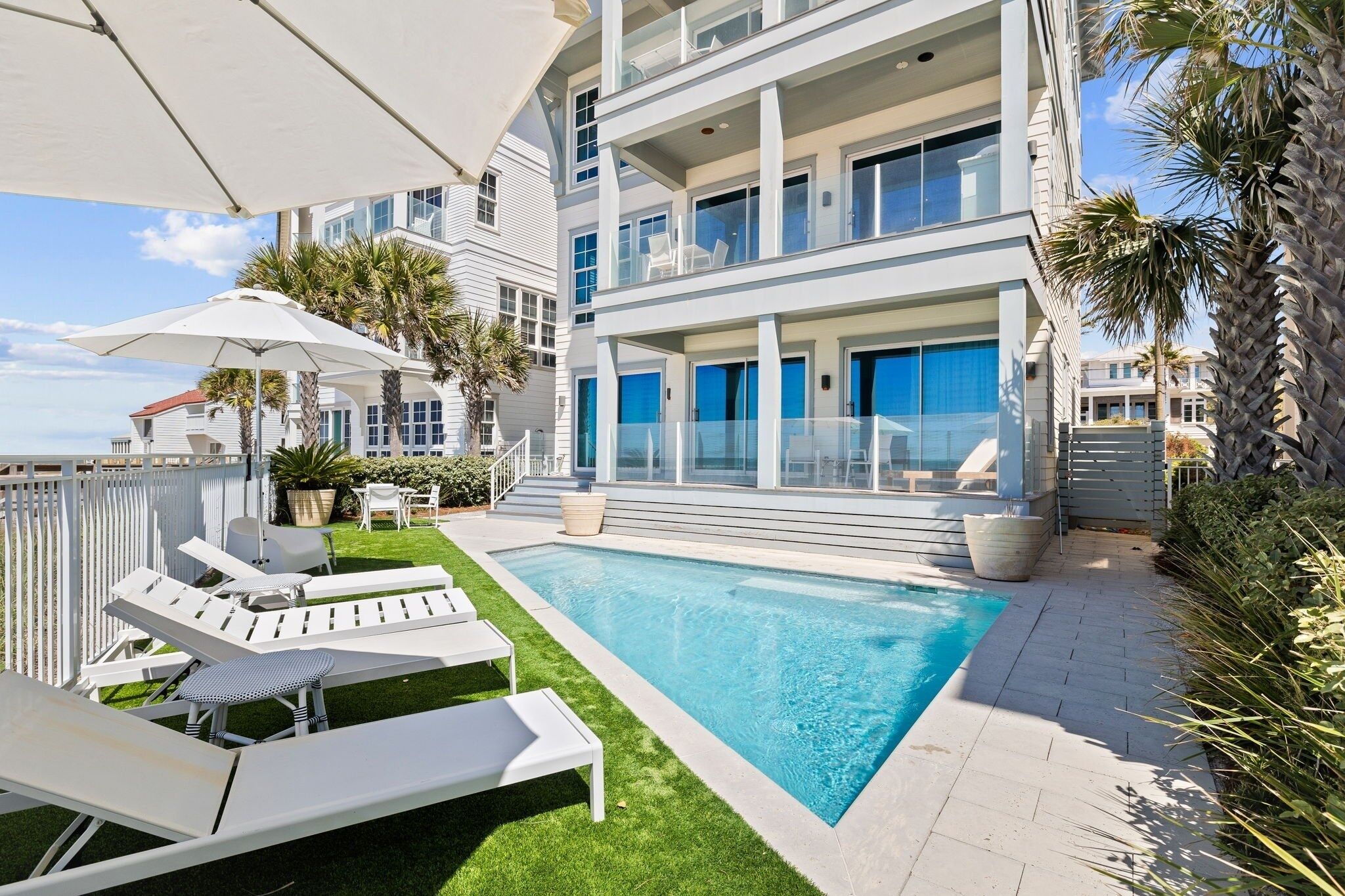 House, 6 Bedrooms | Pool | A heated pool