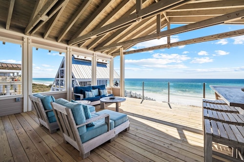 Beach Front Seaside Home Outside The Box 4br/4.5bth 4 Bedroom Home by RedAwning
