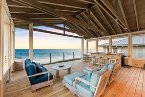 House, 4 Bedrooms | Property grounds - Beach Front Seaside Home Outside The Box 4br/4.5bth 4 Bedroom Home by RedAwning (Santa Rosa Beach)