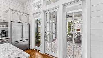 House, 4 Bedrooms | 4 bedrooms, free WiFi