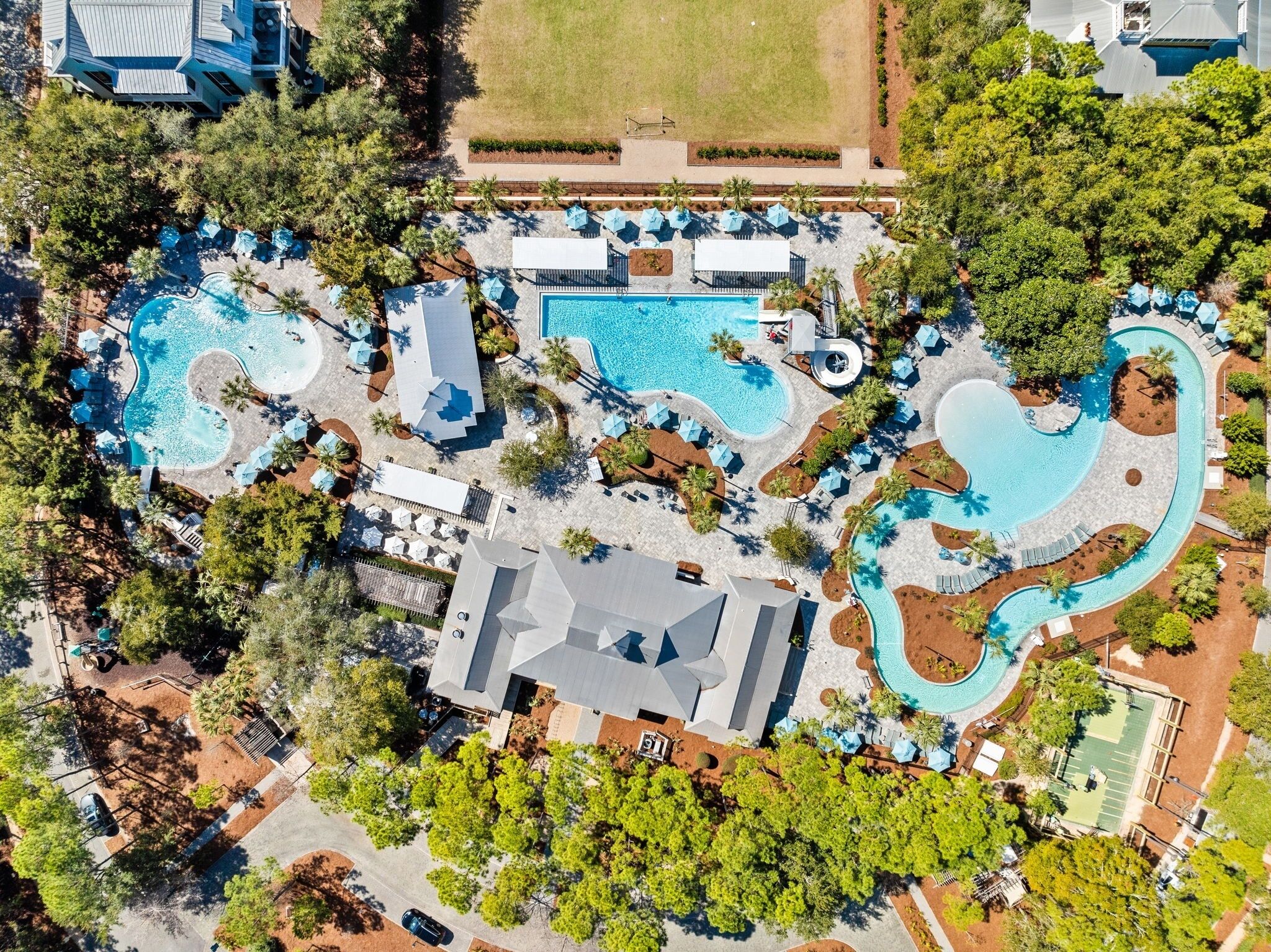 House, 4 Bedrooms | Pool