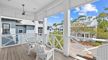 House, 5 Bedrooms | Property grounds