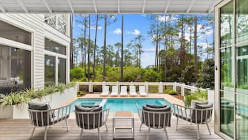 House, 5 Bedrooms | Pool | A heated pool