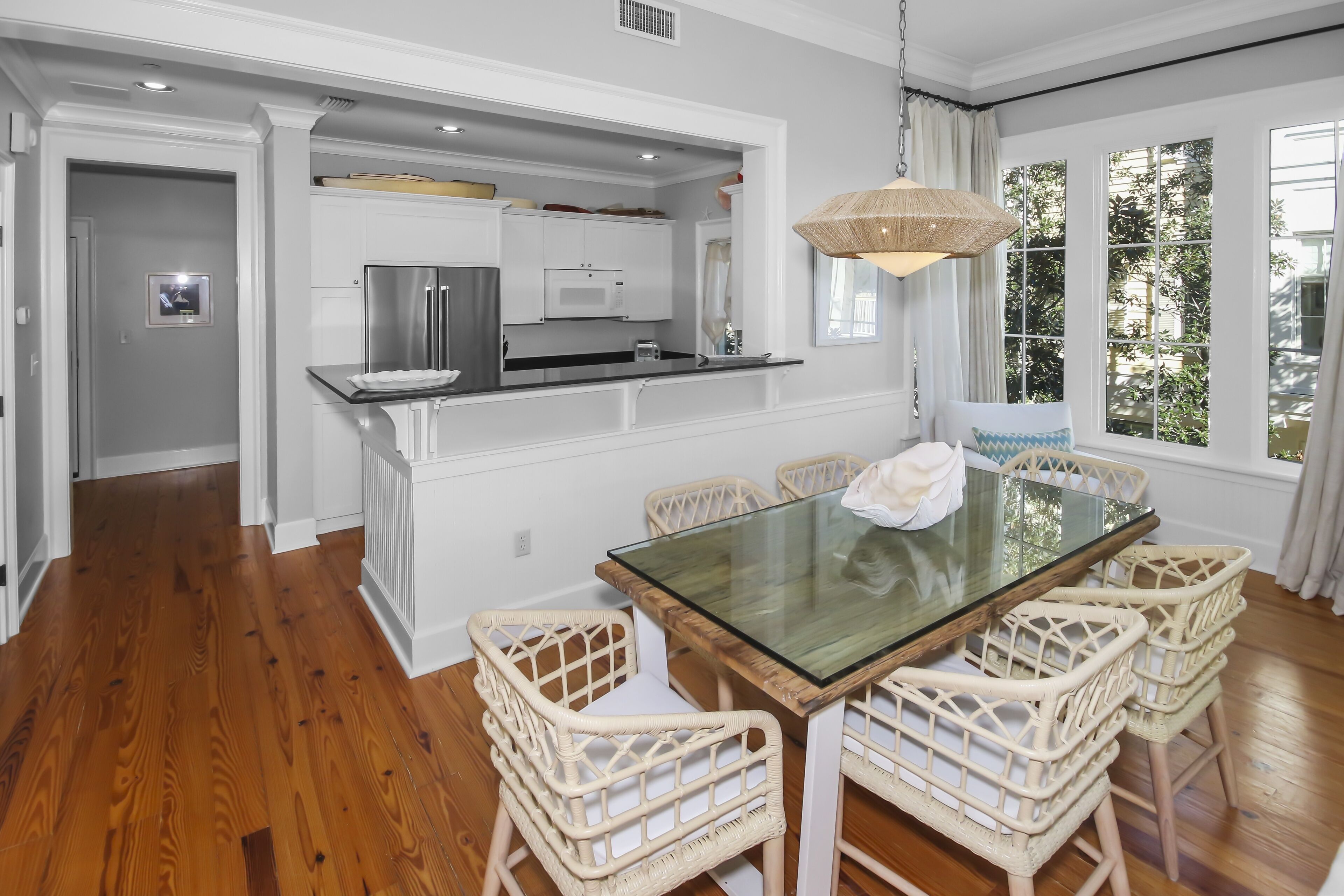 Condo, 2 Bedrooms | Dining