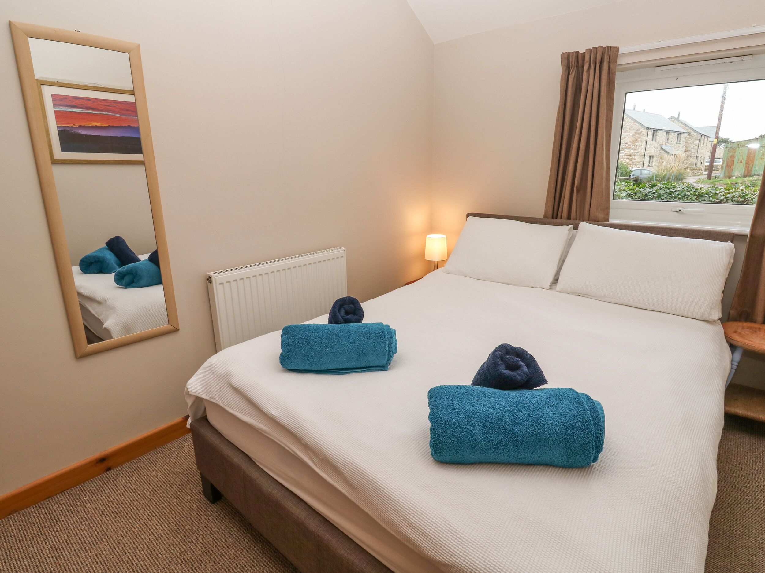 1 bedroom, individually decorated, individually furnished, free WiFi