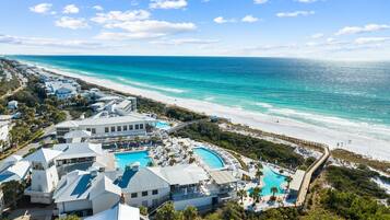 House, 5 Bedrooms | Beach