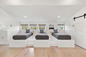 6 bedrooms, free WiFi