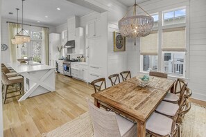 House, 4 Bedrooms | Dining - 'here Comes The Sun' Has A Private Pool, 6 Seat Golf Cart, And Stunning Outdoor Living Space 4 Bedroom Home by RedAwning (Santa Rosa Beach)