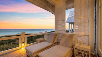 House, 3 Bedrooms | Property grounds