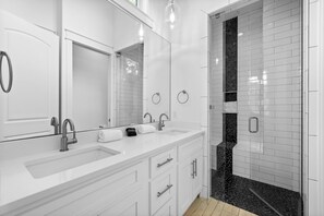 House, 5 Bedrooms | Bathroom | Towels - Beach + Gulf Views With A 3rd Floor Pool Mala House Inlet Beach, Fl 5 Bedroom Home by RedAwning (Panama City Beach)
