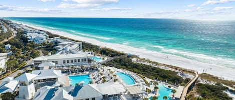 House, 5 Bedrooms | Beach | On the beach