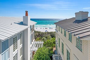 House, 4 Bedrooms | Beach