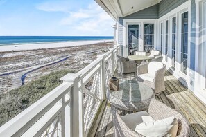 Property grounds - Stunning Gulf Views 3br Watersound Condo #426a Steps To Beach And Pool 3 Bedroom Condo by RedAwning (Santa Rosa Beach)