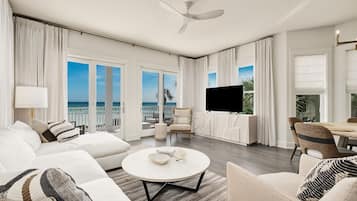 House, 4 Bedrooms | Living area