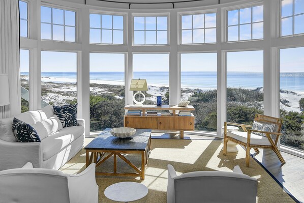 Condo, 3 chambres | Intérieur