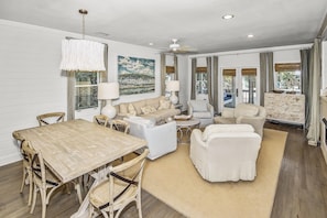 House, 4 Bedrooms | Dining