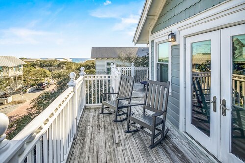 Short Distance To The White Sandy Beaches, Rendezvous Main House + Carriage In Seaside 4 Bedroom Home by RedAwning