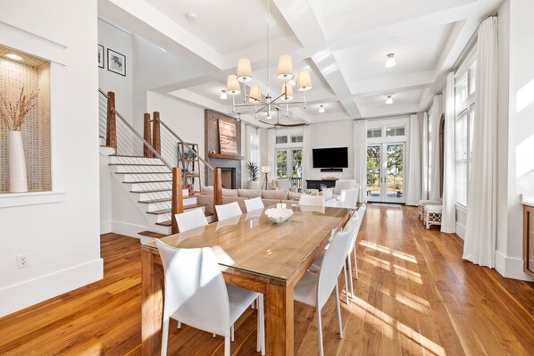 House, 5 Bedrooms | Dining - 6-seater Golf Cart 3 Mins To Camp Watercolor Yankee Sun 5 Bedroom Home by RedAwning (Santa Rosa Beach)