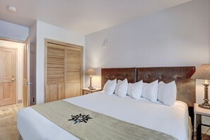 2 habitaciones, decoración personalizada y muebles diferentes 