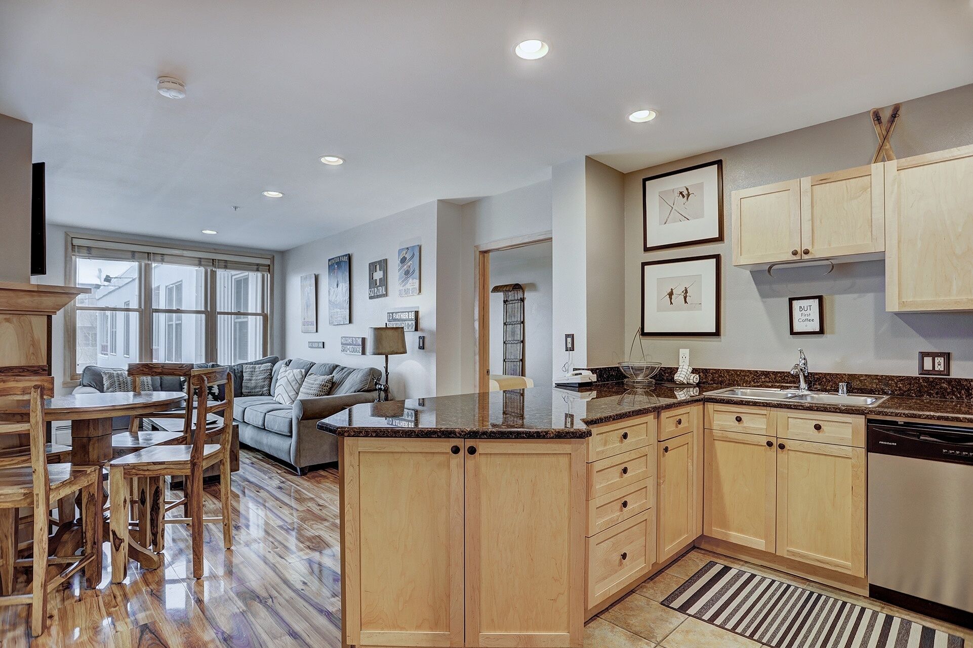 Appart'hôtel, 2 chambres | Cuisine privée