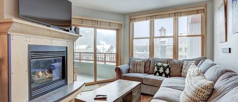 Appartamento, 2 camere da letto | Area soggiorno