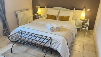 4 chambres, accĂšs Internet, draps fournis