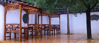 Huguang Yuese Landscape Inn (Taierzhuang Ancient City)