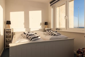 1 bedroom, free WiFi - Fantastic sea view over the east side. (Hörnum)