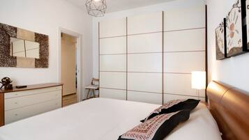 2 Schlafzimmer, Bügeleisen/Bügelbrett, kostenloses WLAN, Bettwäsche