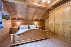 2 habitaciones, wifi gratis y ropa de cama