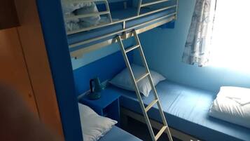 2 sovrum och strykjÀrn/strykbrÀda