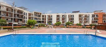 Apartment 'Cubelles Mar' with Sea View, Wi-Fi and Air Conditioning