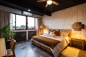 5 bedrooms, Egyptian cotton sheets, premium bedding, memory-foam beds - Rooftop Hot Tub 3 levels 5br in Villa (Oaxaca)