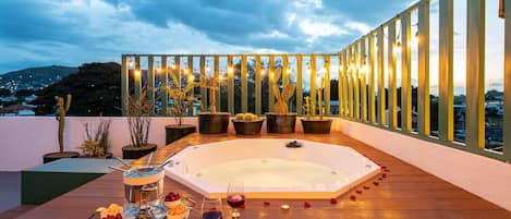 럭셔리 빌라 | 테라스/파티오