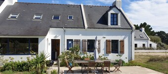 Beautiful 4* belleiloise house with private enclosed garden