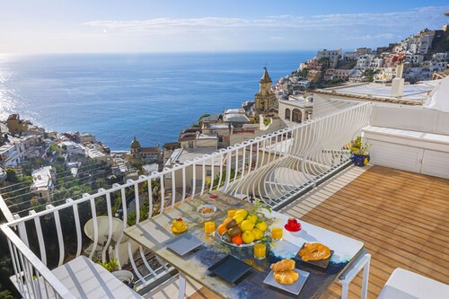 AMORE RENTALS - Casa Paradisea with Sea View Terraces 