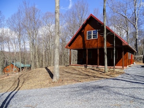 Exterior - Cabin near Saxton/Raystown KOA and minutes from Trough Creek and Raystown Lake. (Saxton)