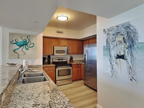 Fridge, microwave, oven, stovetop - Emerald Beach #1032 | Luxury Gulf Front Condo, Amazing Views and Resort Amenitie (Panama City Beach)