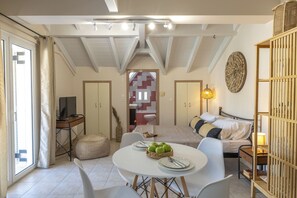 1 chambre, fer et planche à repasser, Wi-Fi gratuit, draps fournis