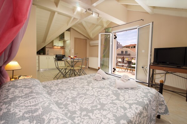 1 غرفة نوم ومكواة/لوح كي وواي فاي مجانًا وملاءات أسرّة