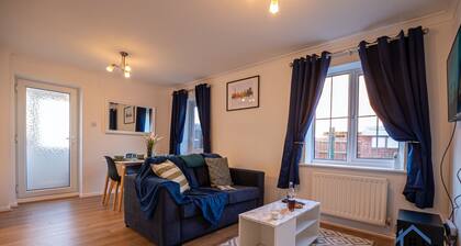 King bed, parkingx2, workspace, wifi, corporates.