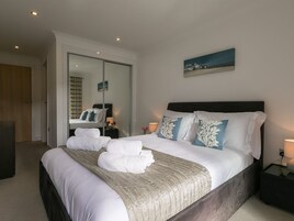 2 chambres, Wi-Fi gratuit, décoration personnalisée