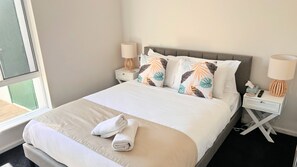 3 chambres, bureau, lit parapluie, Wi-Fi gratuit