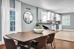 Dining - Bring your whole family (Atlanta)