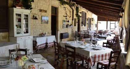 Beautiful Historic Double Room Elianna N.4