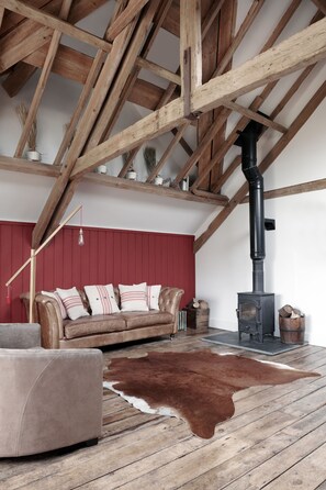 Interior - The Hay Loft at Warborne Farm (Lymington)