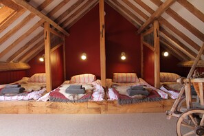 3 chambres, lit parapluie, Wi-Fi, draps fournis