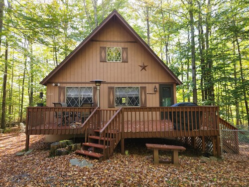 Cozy Comfort, Pellet stove, Wi-Fi, TV, Deck, BBQ, Close to skiing, water parks
